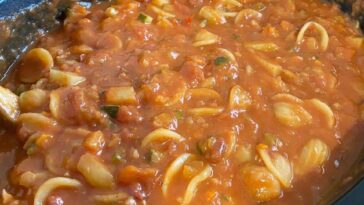Slow Cooker Minestrone soup