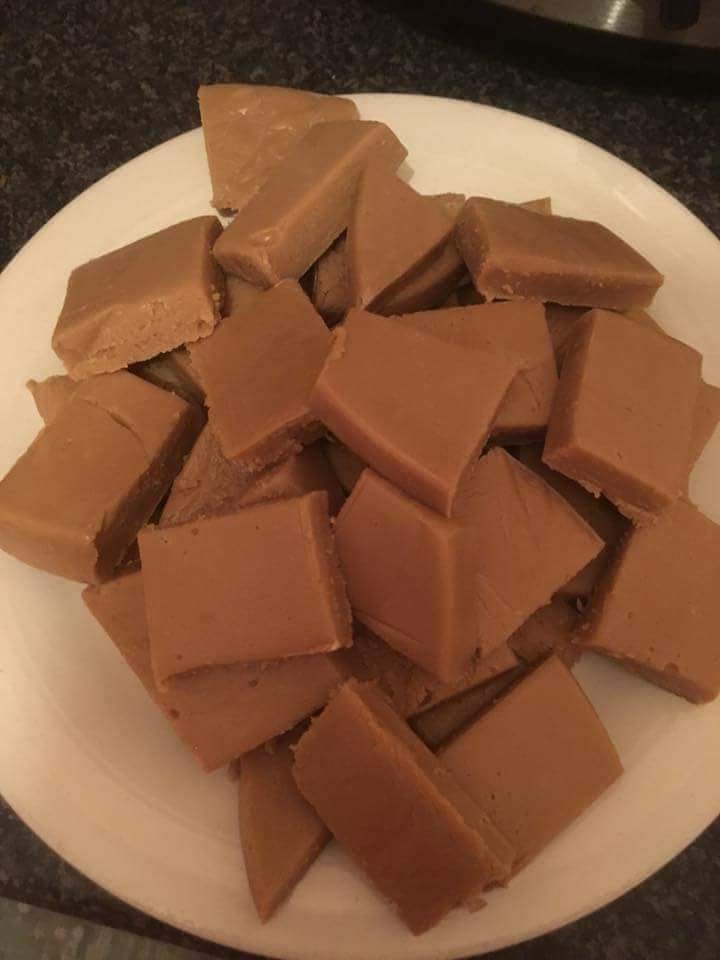 Slow Cooker Fudge Recipe