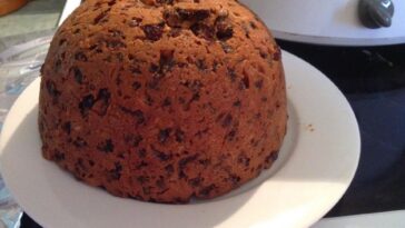 Slow Cooker Christmas Pudding