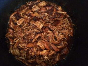 Slow cooked BBQ chicken