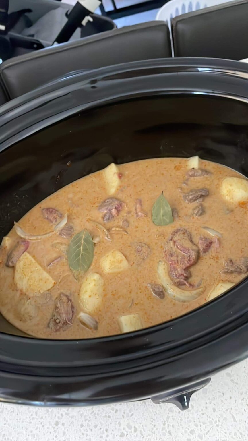 Slow Cooker Massaman Beef Curry - Slow Cooker Tip