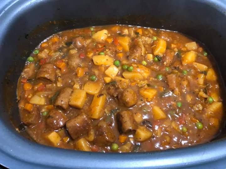 Slow Cooker Curry Sausage