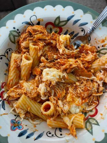 Crockpot Chicken Parmesan Pasta