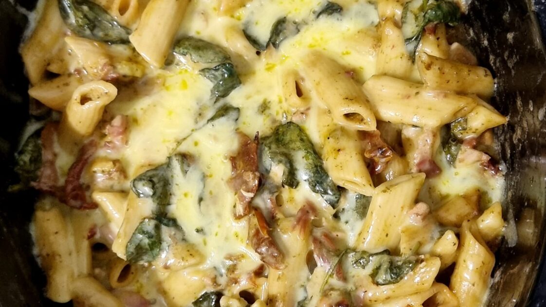 Cheesy Chicken Bacon broccoli Pasta Bake Slow Cooker Tip
