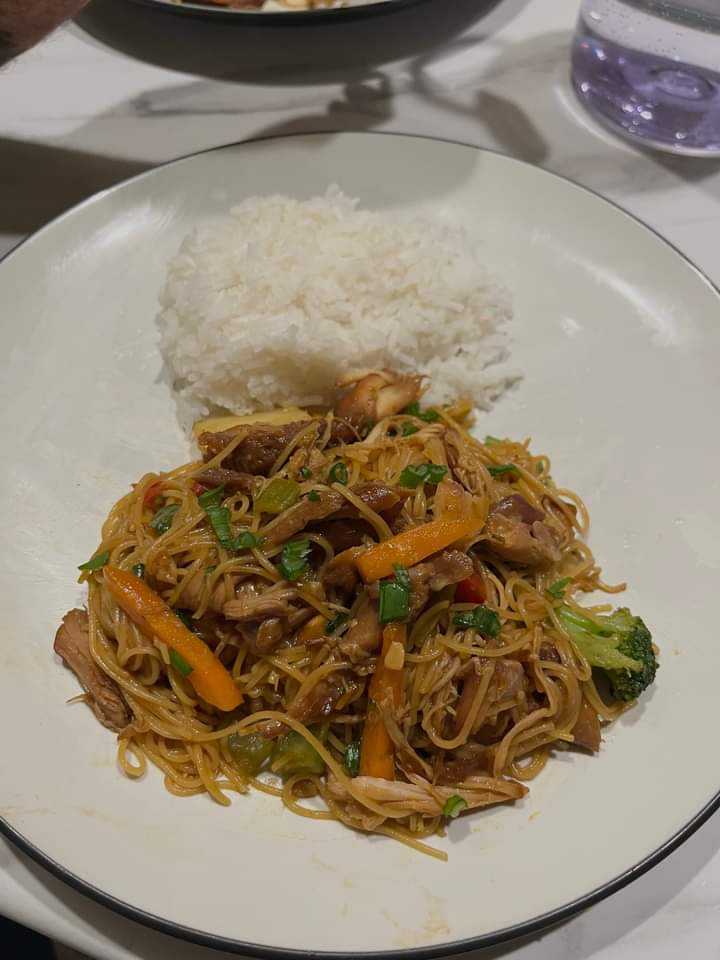 Chicken Honey Garlic Noodles