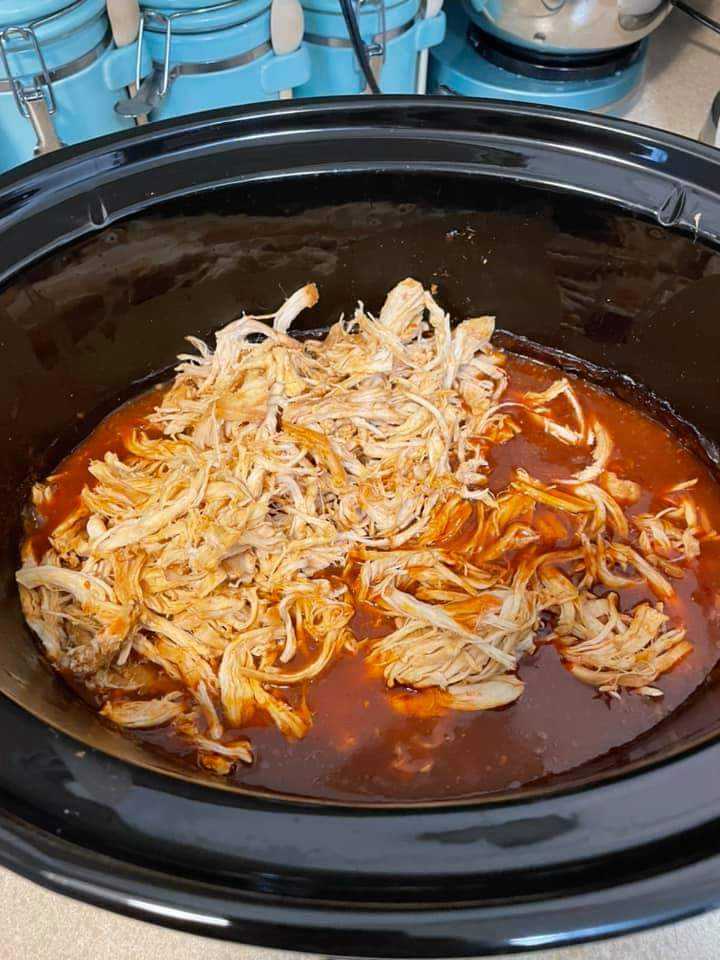 Crock pot chicken enchilada casserole