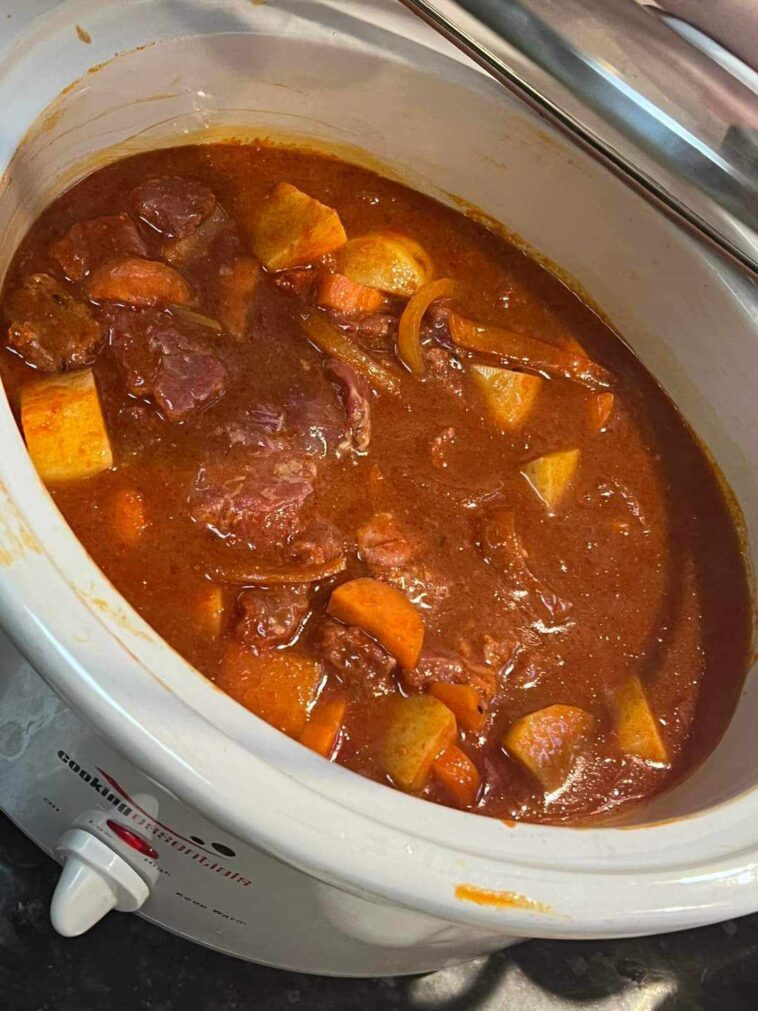 Slow Cooked Hungarian Goulash