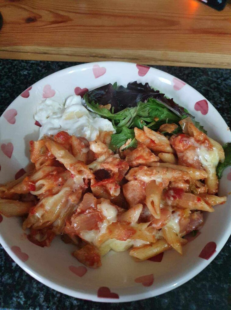 fajita chicken pasta bake