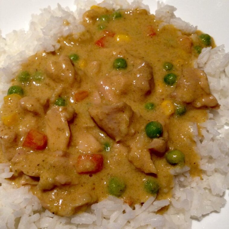 Easy Creamy Chicken Curry
