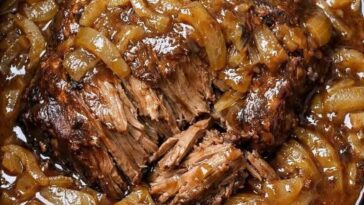 4-Ingredients Onion Soup Pot Roast