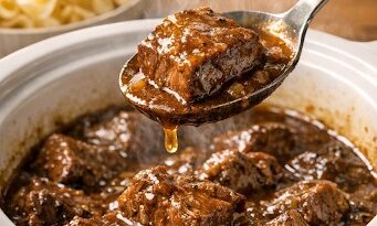 4-Ingredient Slow Cooker Beef Tips and Gravy (using Cubed Sirloin)