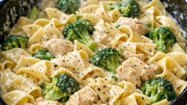 Amish Broccoli Chicken Noodle In Slow Cooker
