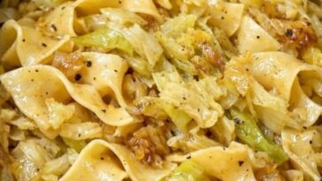 Amish Cabbage Noodles Slow Cooker
