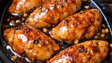 Amish Honey Chicken In Slow Cooker