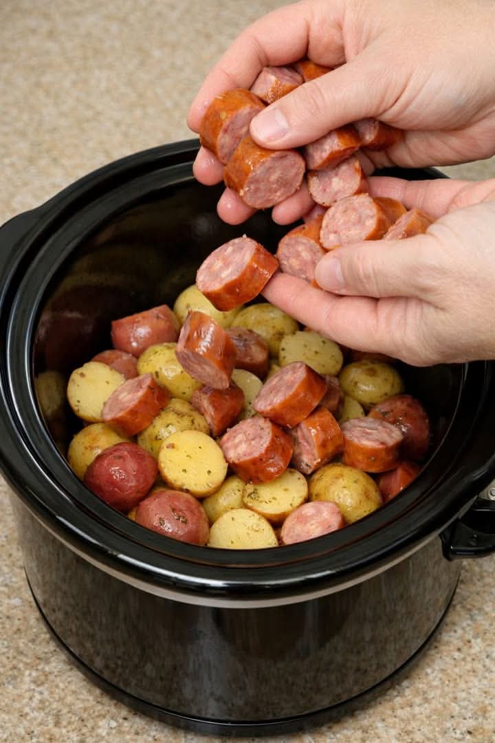 Amish Kielbasa Potatoes Slow Cooker