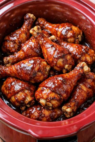 BBQ Chicken Drumsticks in a Slow Cooker With 3-Ingredient