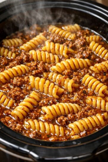 Cheeseburger Cavatappi Slow Cooker 5 Ingredients