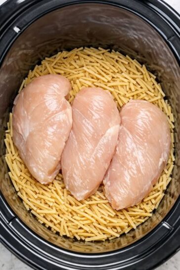 Creamy Chicken Tetrazzini Slow Cooker