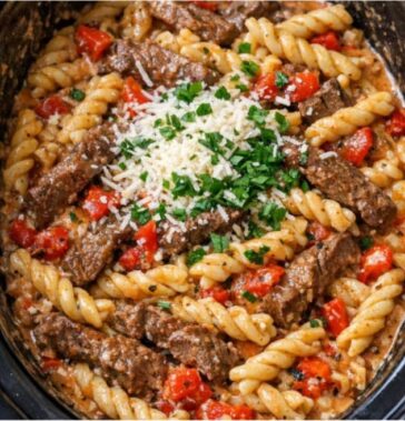 Creamy Roasted Red Pepper Beef Gemelli In Slow Cooker
