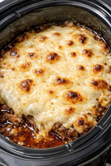 Slow Cooker French Onion Chicken Recipe with 5 ingredients