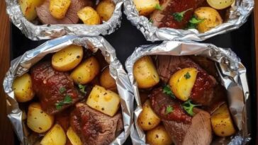 Garlic Steak Potato Foil Packets