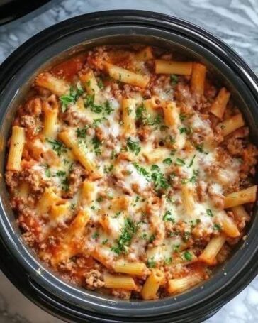 Pasta Bake of Slow Cooker Meat Lover