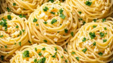 Poor Man's Garlic Noodles Slow Cooker 4-Ingredient