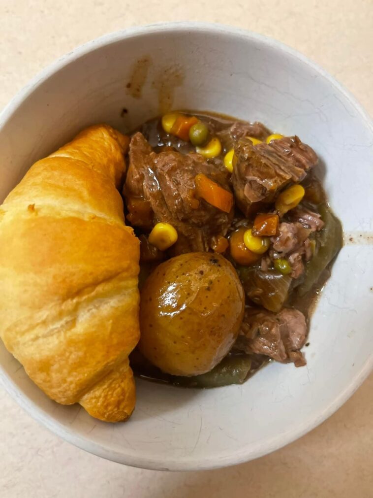 Slow Cooker Beef Stew-Dump-it