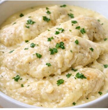 Slow Cooker Cream Cheese Chicken-3 Ingredients
