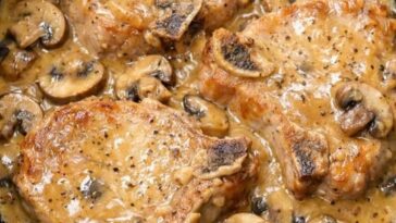 Smothered Pork Chops in the Slow Cooker 3-Ingredient