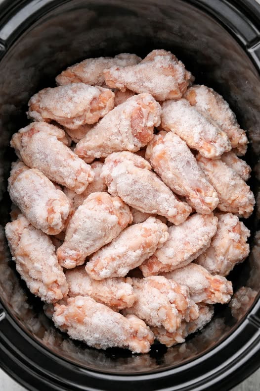 1970s Party Wings 4-Ingredient In Slow Cooker