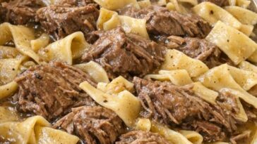 Amish Beef and Noodles Slow Cooker 3-Ingredient