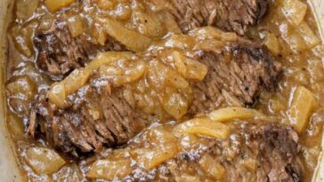 Amish Smothered Beef Slow Cooker 3-Ingredient