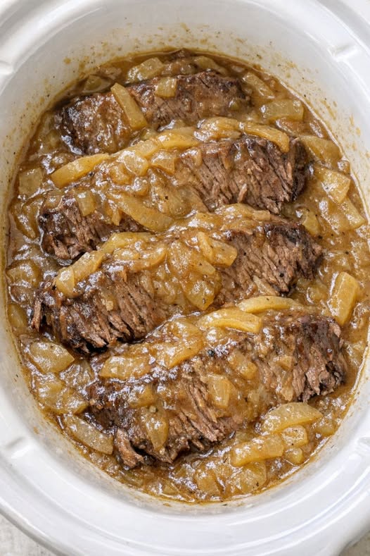 Amish Smothered Beef Slow Cooker 3-Ingredient