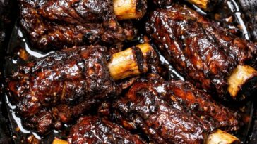 Balsamic Beef Short Ribs Slow Cooker 3-Ingredient