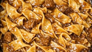 Brown Gravy Noodles Slow Cooker 3-Ingredient