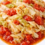 Cabbage and Tomatoes Slow Cooker 4-Ingredient