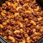Canned Chili Macaroni Slow Cooker 4-Ingredient