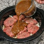 Cube Steak with Brown Gravy Slow Cooker 