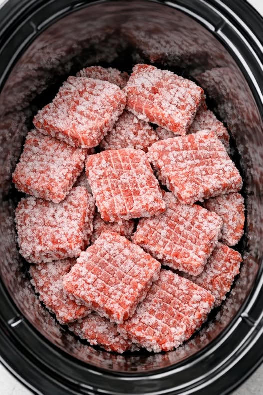 Easy Slow Cooker Beef Steaks — Only 5 Things Needed