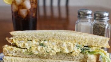 Egg Salad Sandwiches