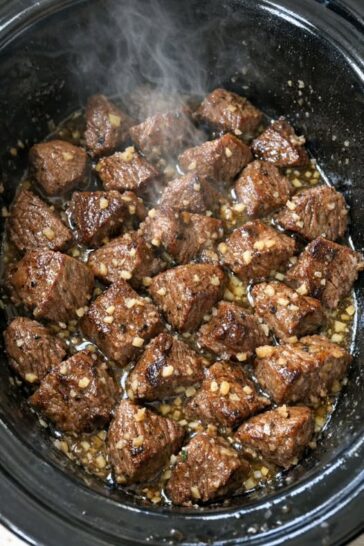 Garlic Butter Sirloin Tips Slow Cooker 4-Ingredient