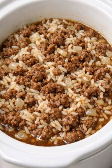 Ground Beef and Rice Slow Cooker