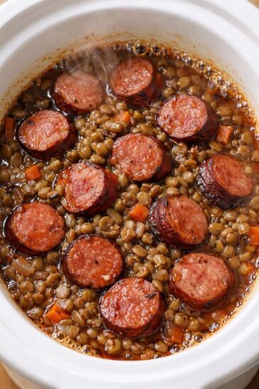 Sausage and Lentils Slow Cooker 4-Ingredient