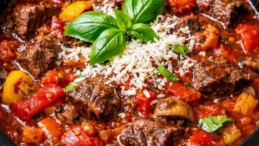 Slow Cooker Beef Cacciatore