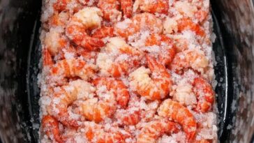 Slow Cooker Crawfish 6-Ingredient