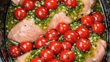 Slow Cooker Fiesta Chicken 4-Ingredient