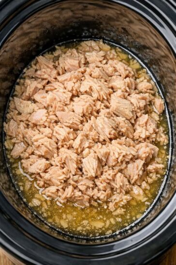 Slow Cooker Tuna Chowder 4-Ingredient