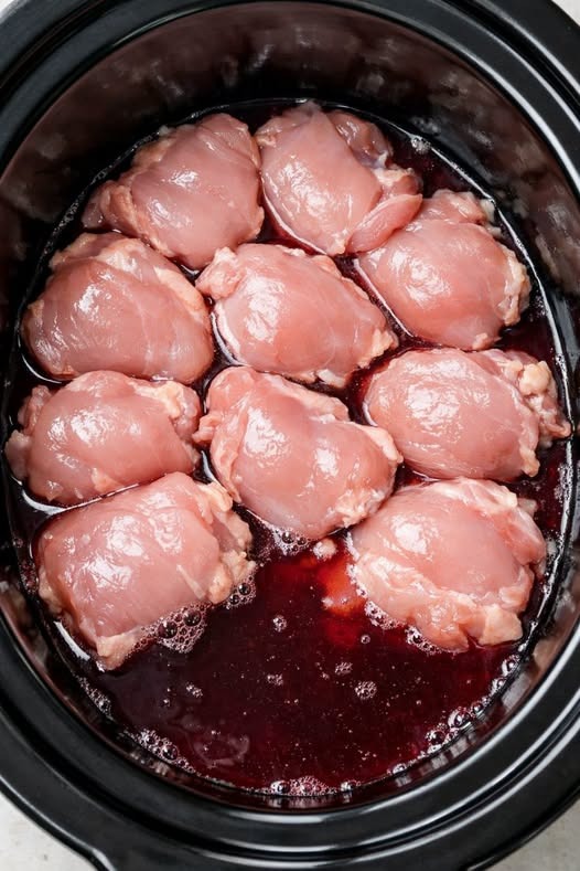 Smothered Chicken Thighs Slow Cooker 4-Ingredient