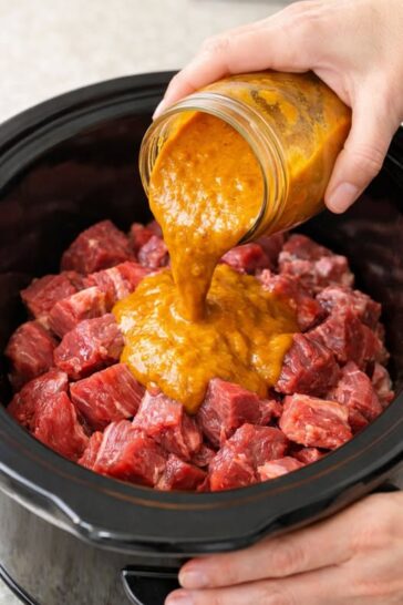 Spring Curry Beef Slow Cooker 5-Ingredient
